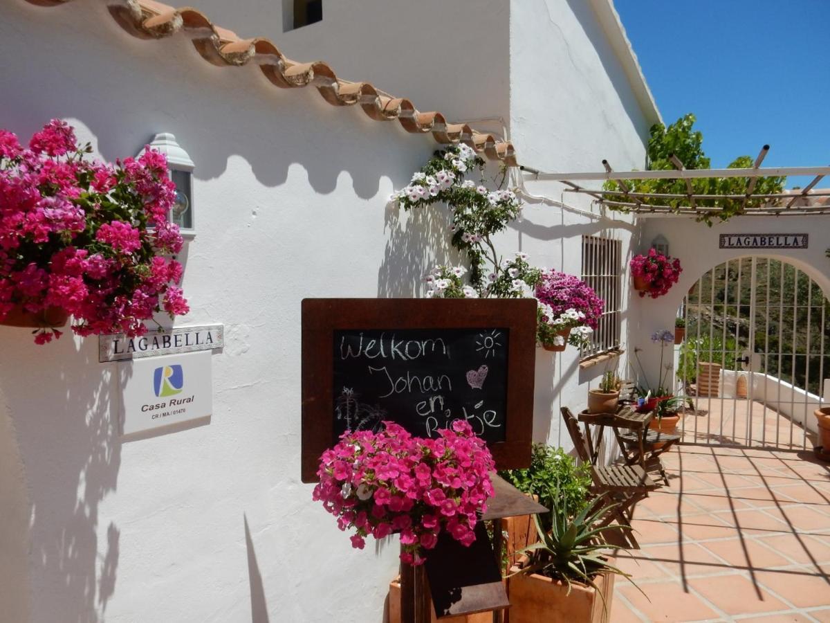 Bed And Breakfast Lagabella Sedella Exterior foto