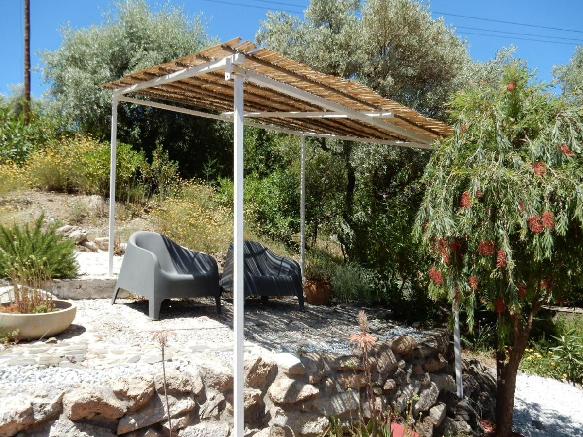 Bed And Breakfast Lagabella Sedella Exterior foto