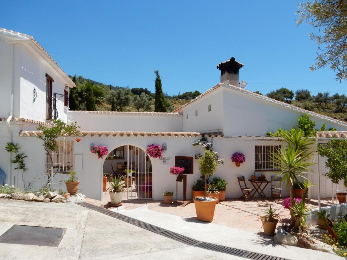 Bed And Breakfast Lagabella Sedella Exterior foto