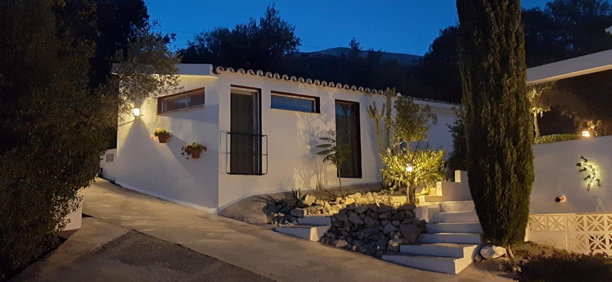Bed And Breakfast Lagabella Sedella Exterior foto